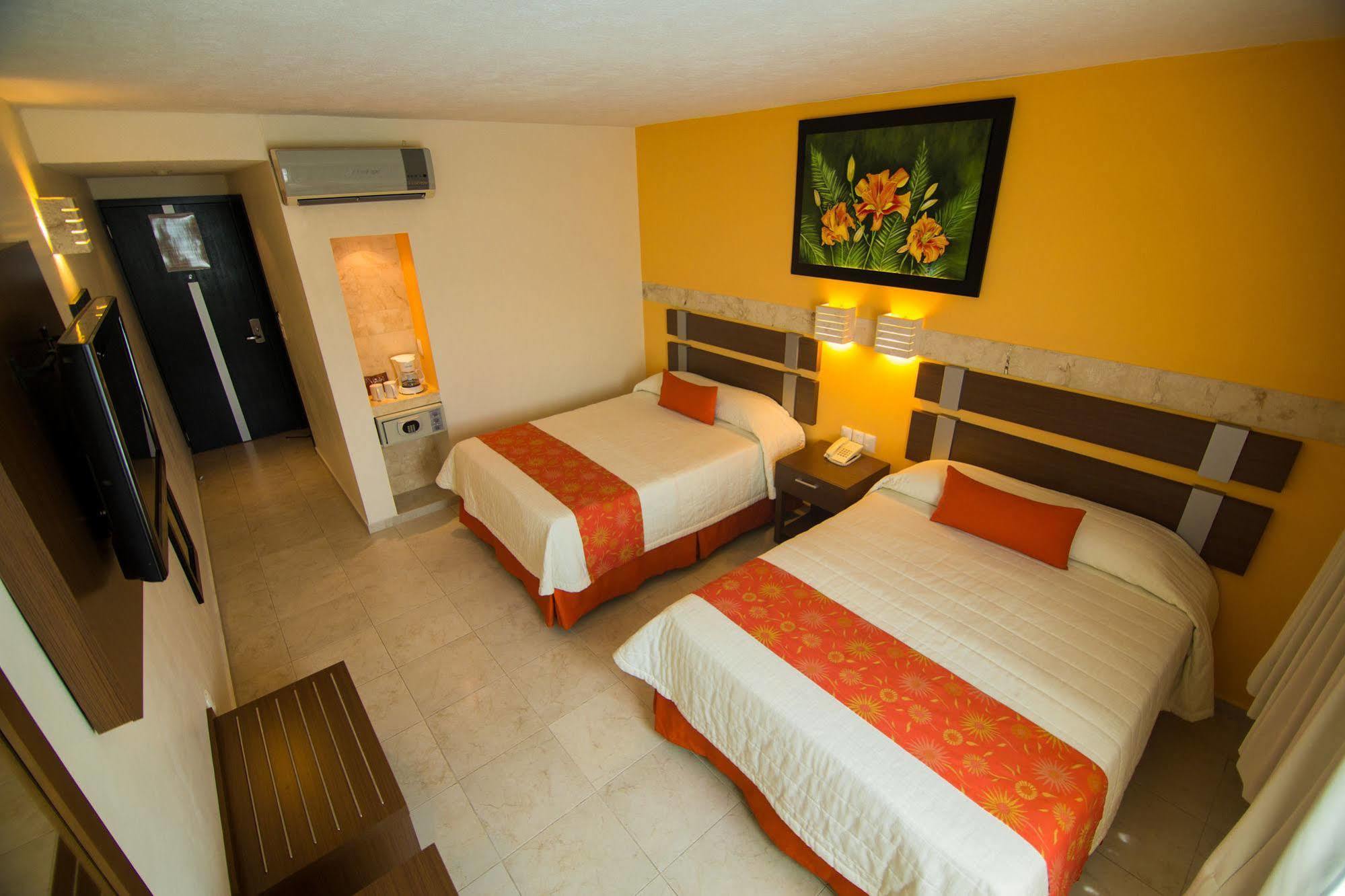 Hotel Tulija Palenque Buitenkant foto